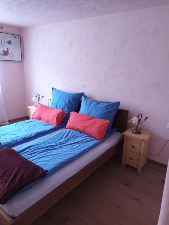 Musik Und Theater Gasthof Roessle - Rooms For Angels Burladingen Extérieur photo